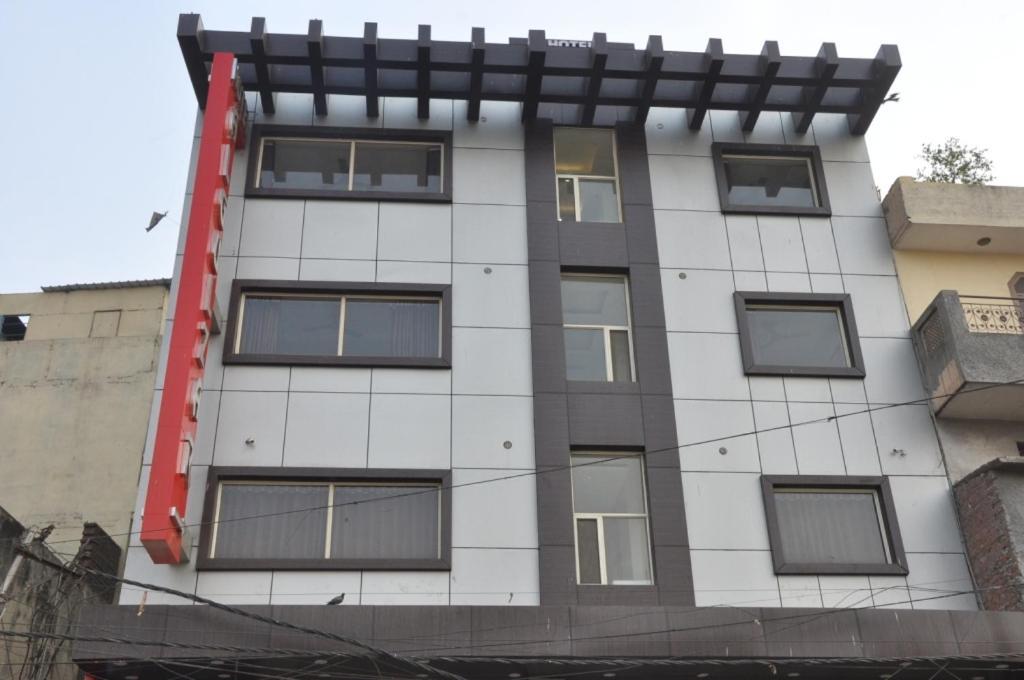 Hotel Al Gulzar Delhi  Eksteriør billede