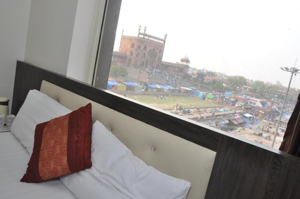 Hotel Al Gulzar Delhi  Eksteriør billede